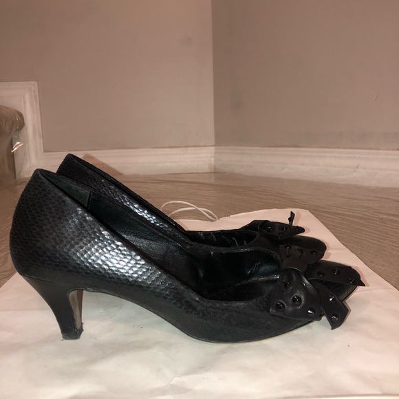 Kurt Geiger black kitten heel pump - Picture 6 of 8